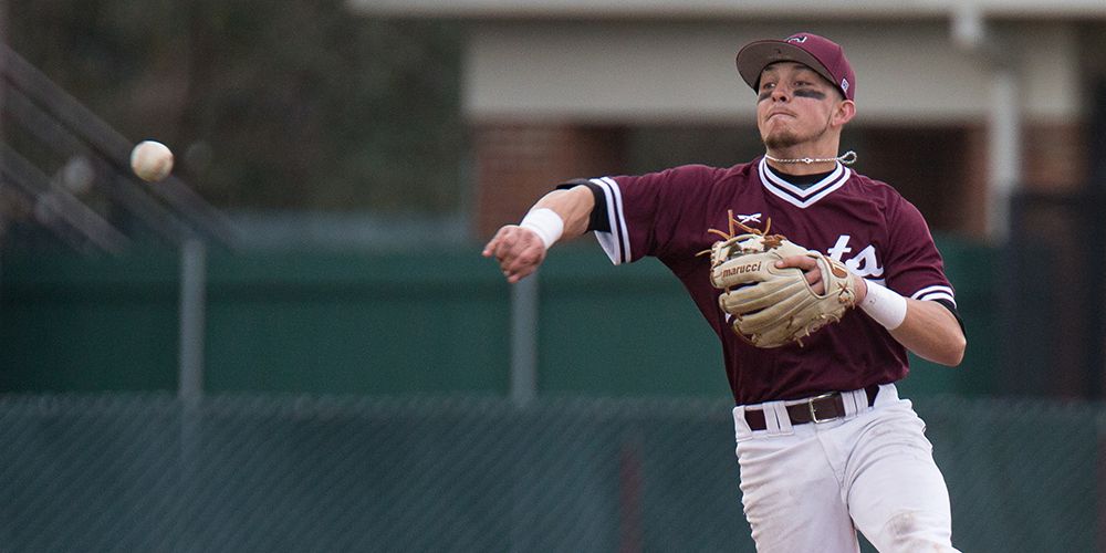 Diamond Gents Drop SCAC Tournament Opener in Extra Innings to Southwestern