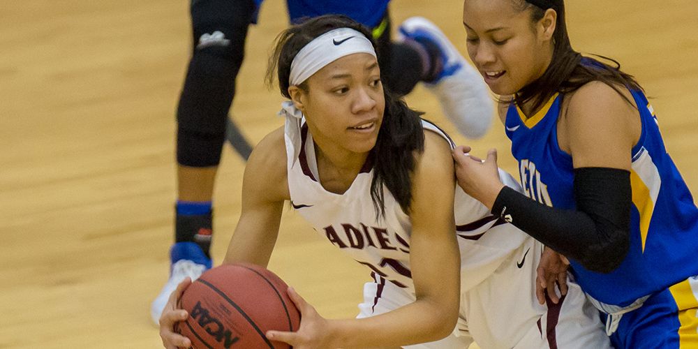 Cold Shooting in Second Half Drops Ladies Basketball to Southwestern