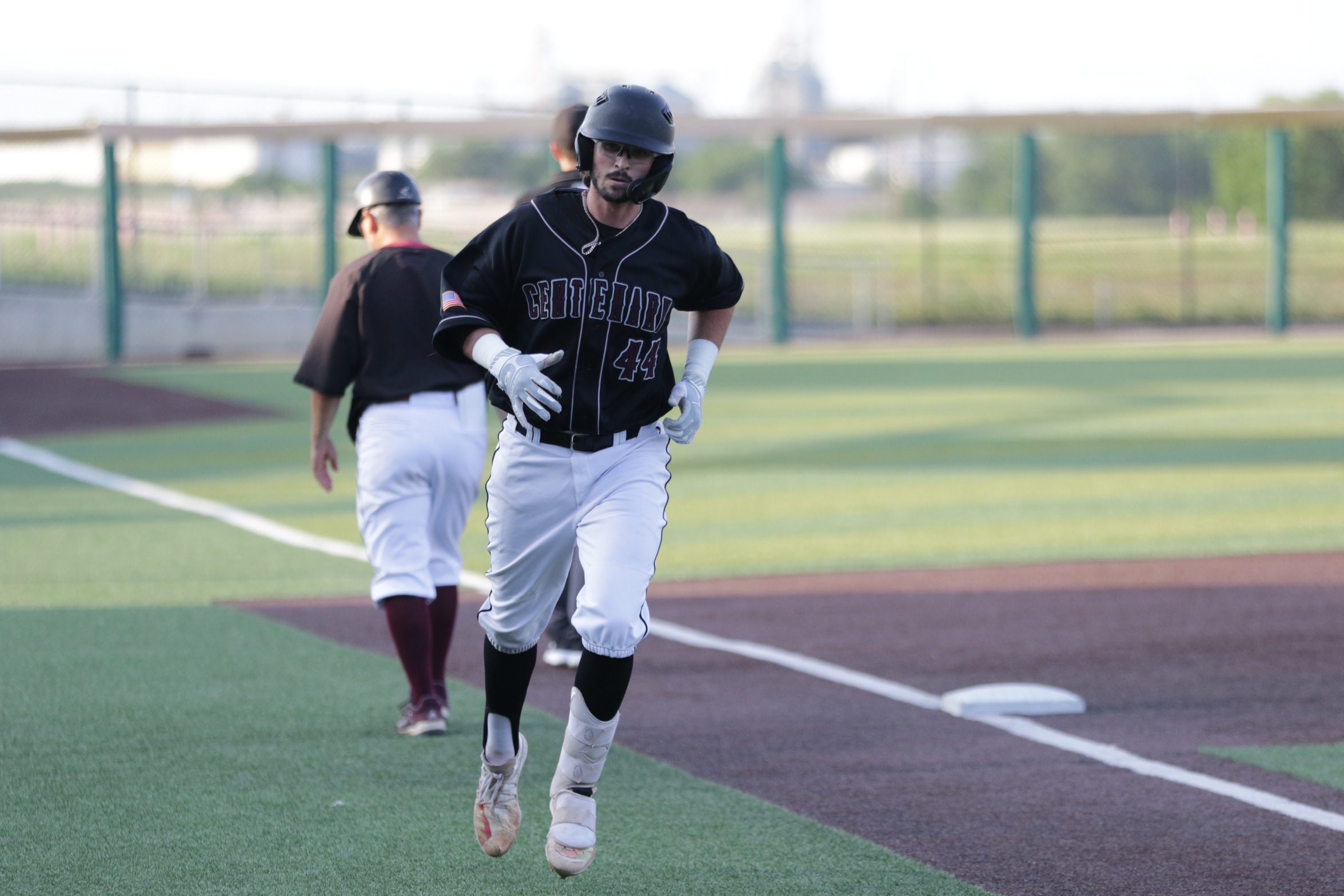 Diamond Gents Record Consecutive Run-Rule Blowouts Over Alma College On Monday To Sweep DH