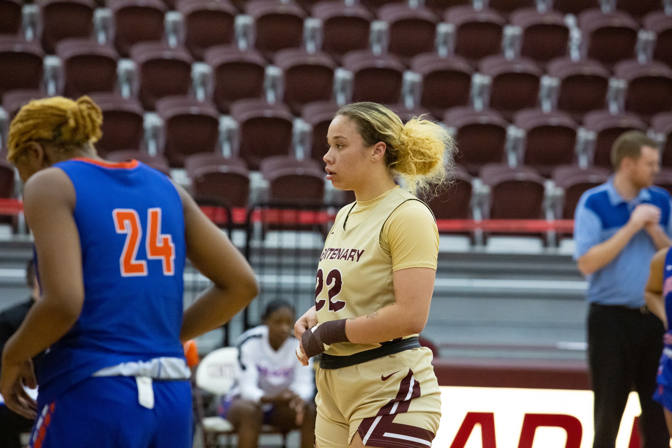 Ladies Hang Tough With Texas Lutheran But Fall 63-49 On Monday