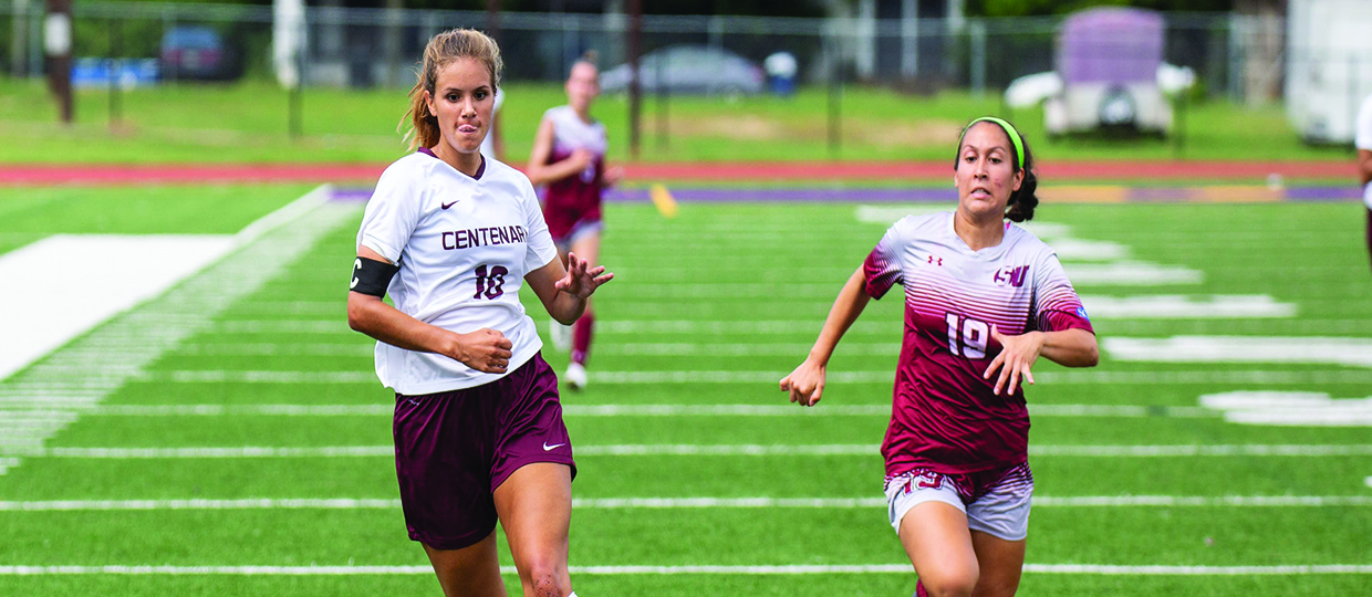 Women's Soccer Falls For First Time This Season, 4-0, At Trinity