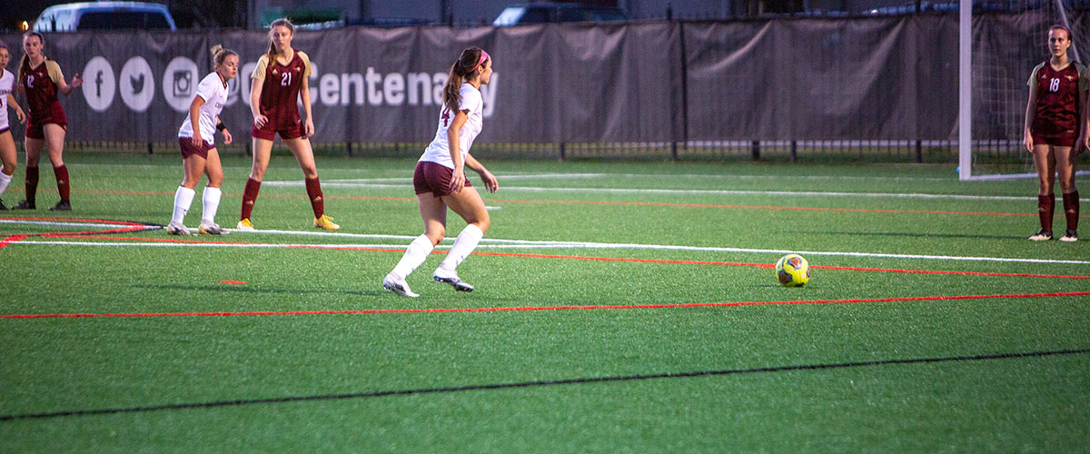 Gabby McDonald scored a goal for the third match in a row on Friday.