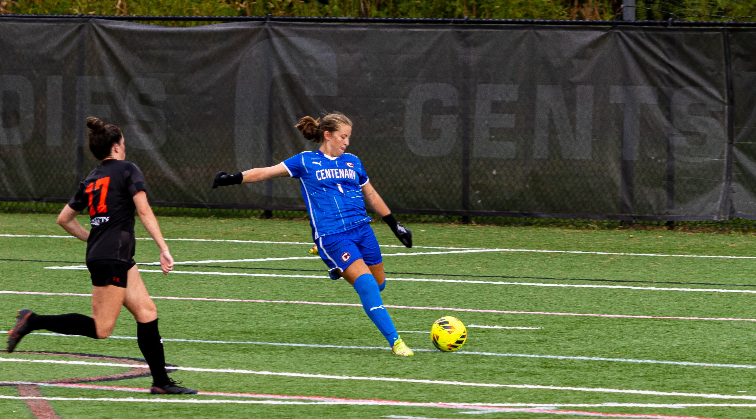 Junior GK Madison Ersoff recorded a shutout and had seven saves on Sunday.