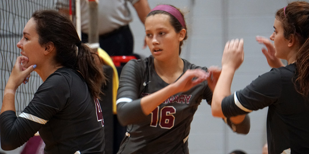 Ladies Volleyball To Face Trinity on Saturday for Road DH