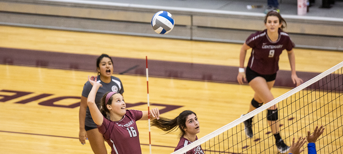 Volleyball Drops Pair Of SCAC Matches On Saturday
